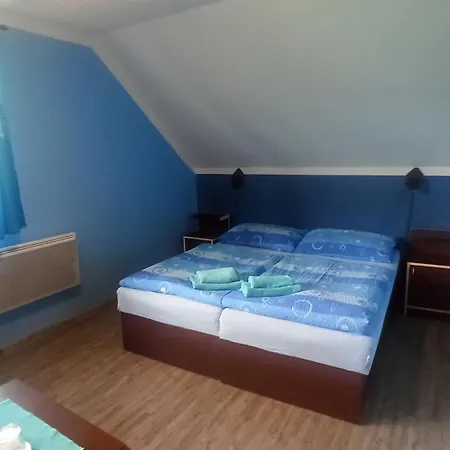 U Kostela 3* Mláka