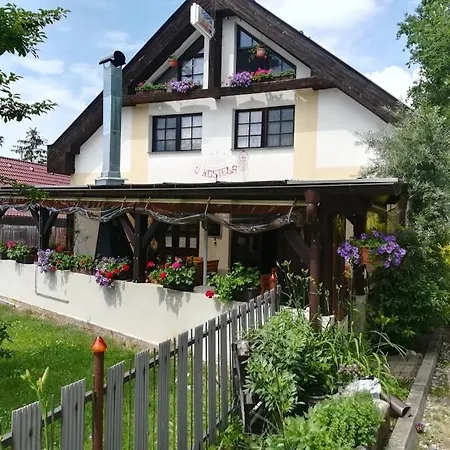U Kostela 3* Mláka