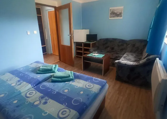 Penzion U Kostela Mláka